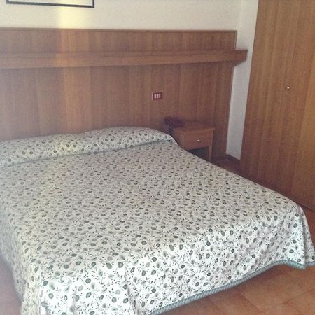 Hotel Helvetia Eraclea Mare Dış mekan fotoğraf